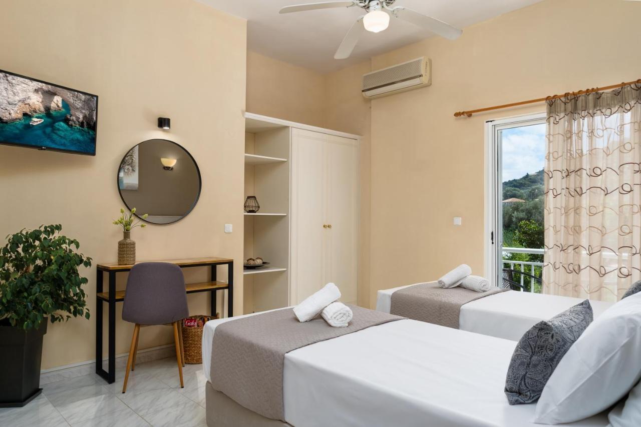 Villa Dionysios Keri Luaran gambar