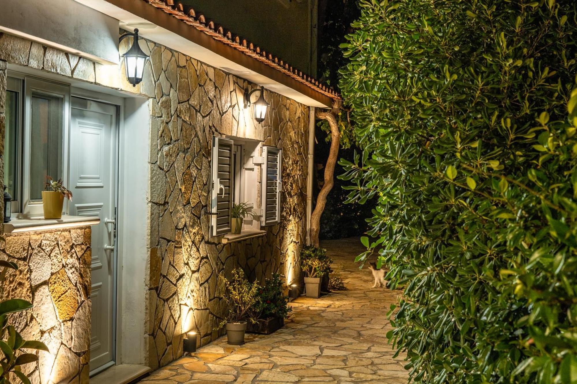 Villa Dionysios Keri Luaran gambar