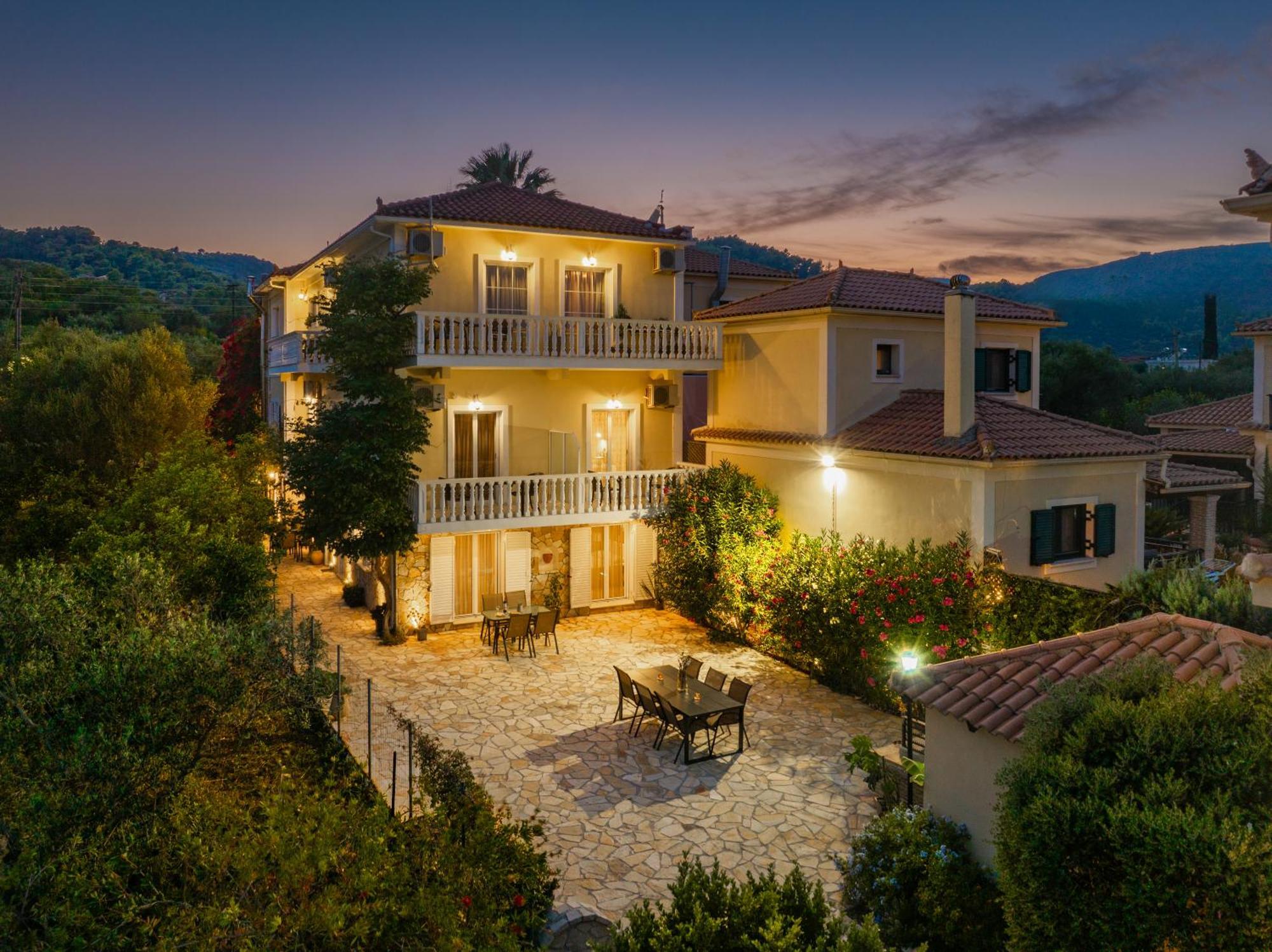 Villa Dionysios Keri Luaran gambar
