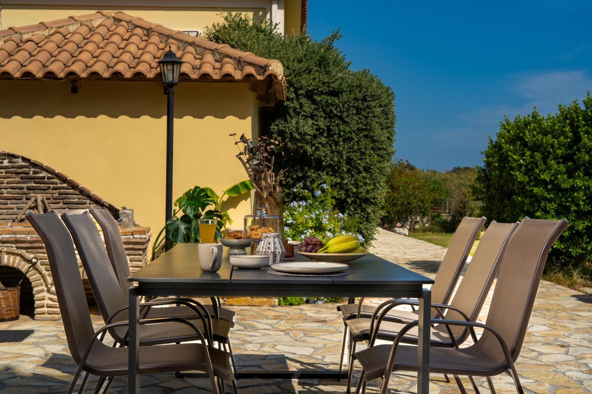 Villa Dionysios Keri Luaran gambar